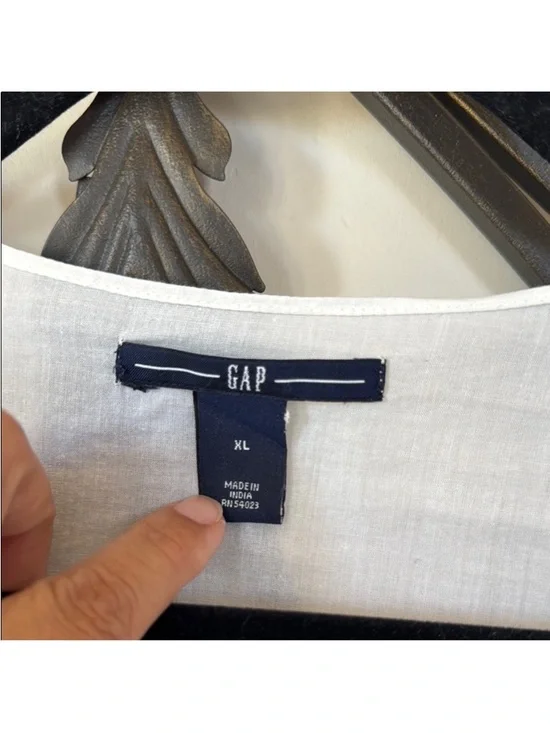 GAP White Embroidered Tie-Front Wrap Blouse - Picture 4 of 8